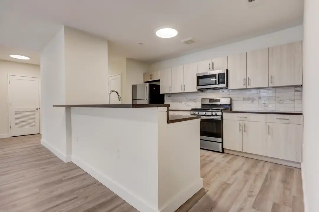 416 Highland Ave unit 231 - More