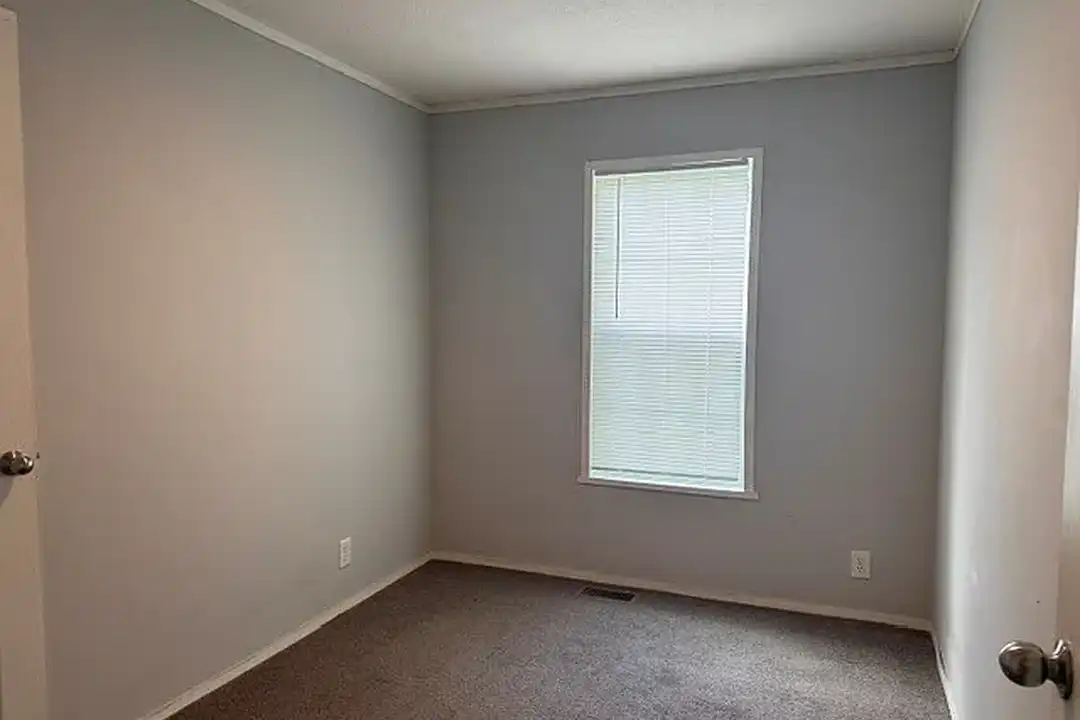 Hawaiian Gardens/Holly Village – photo 1 of 35