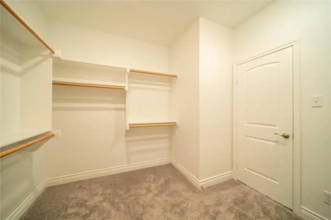 8503 Christie Ln - More