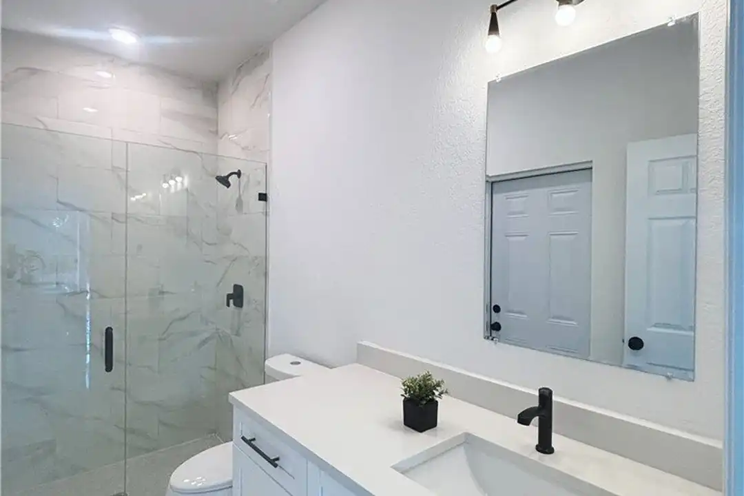 1422 Highland Ave - More