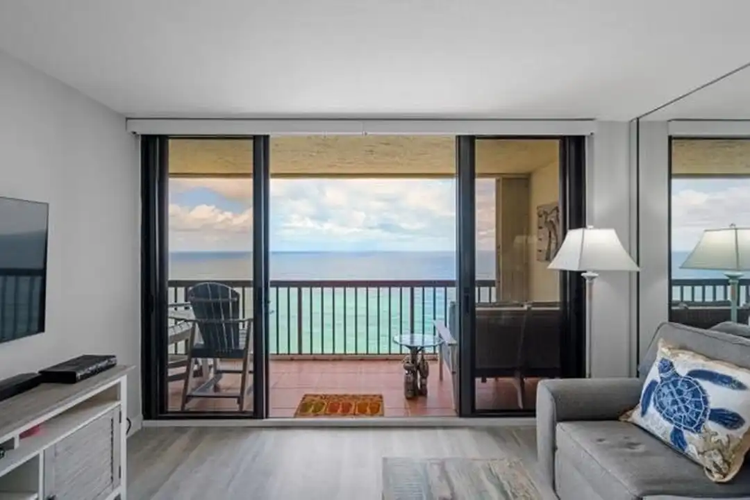 9550 S Ocean Dr #4 - View 4