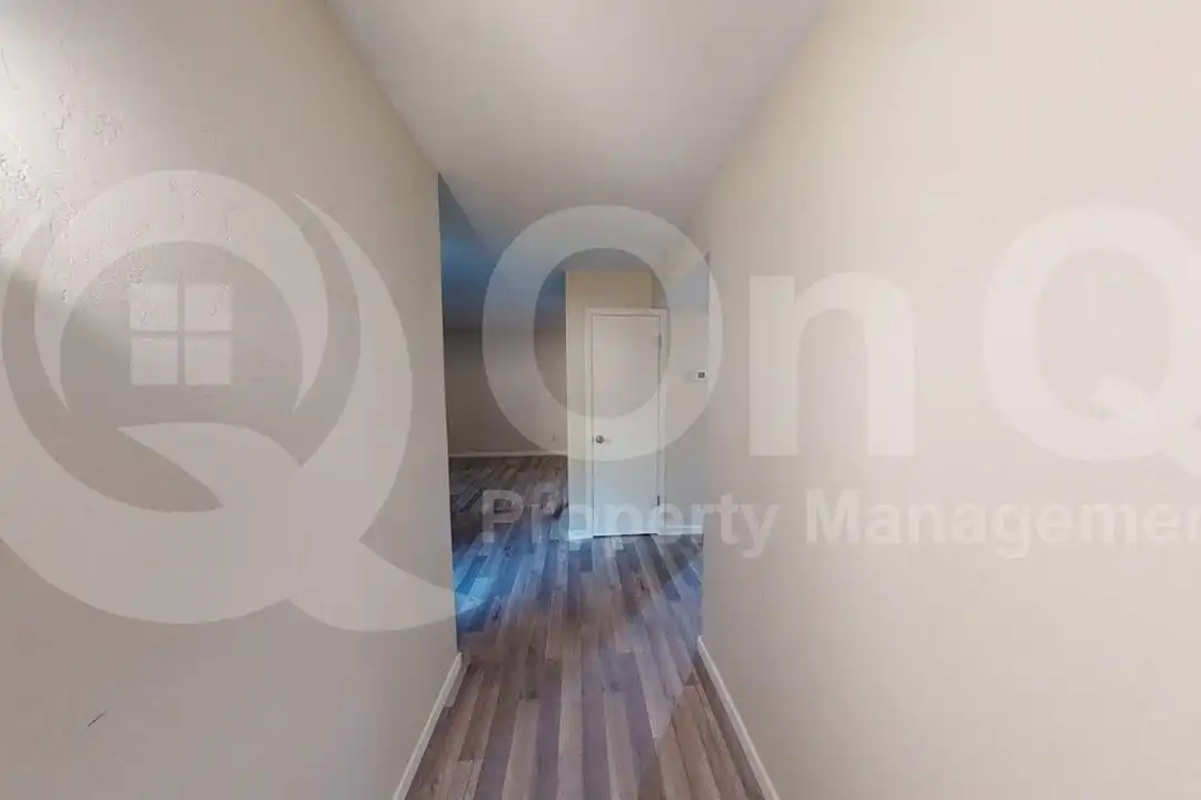Apartment in Tucson - View 3