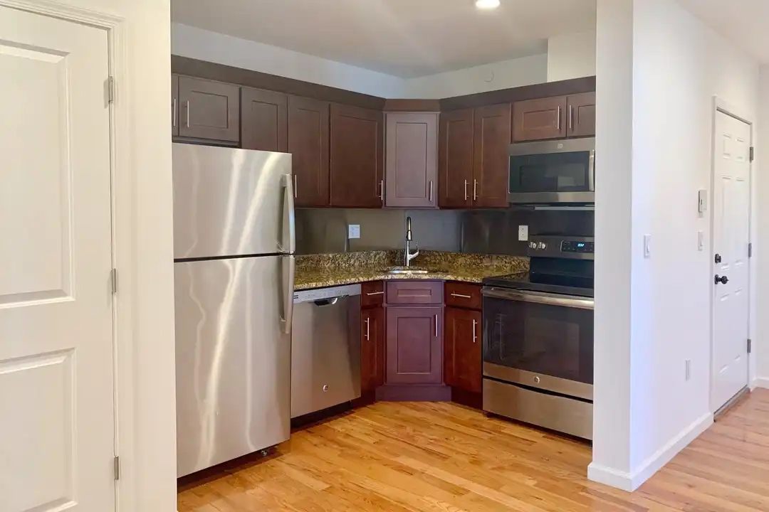 1800 Ridge Ave #7 – pohled 3