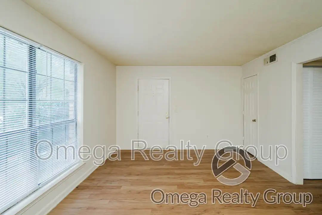 1801 Carson Rd unit 1 - View 6