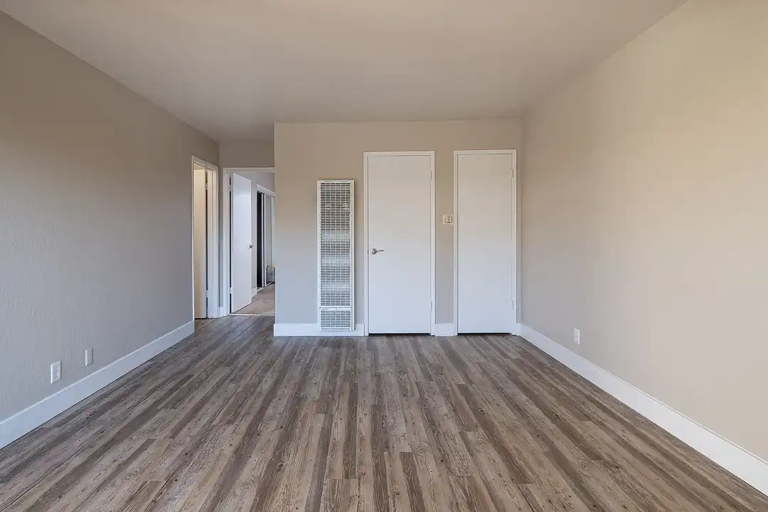 Jackson Flats – photo 1