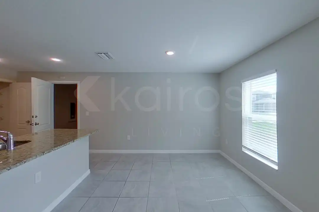 8473 Indian Laurel Ln - View 4