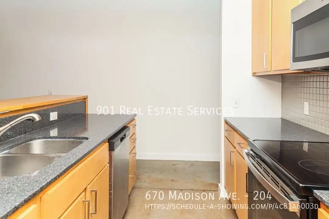 670 Madison Ave - More
