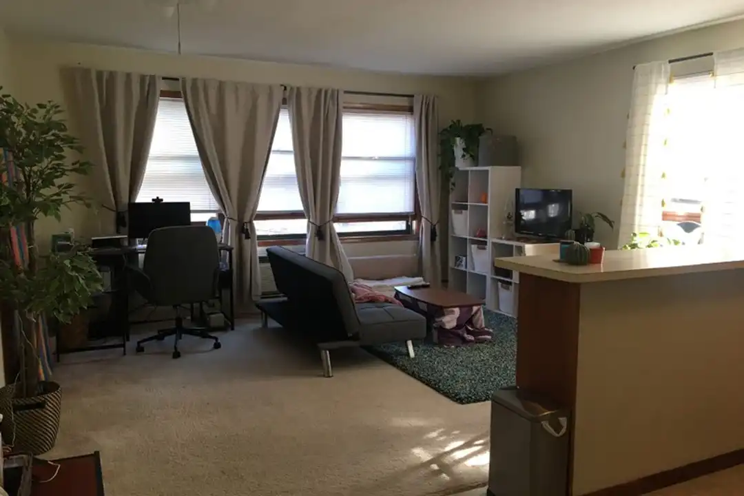 526 11th Ave SE unit 102 - Pohľad 2