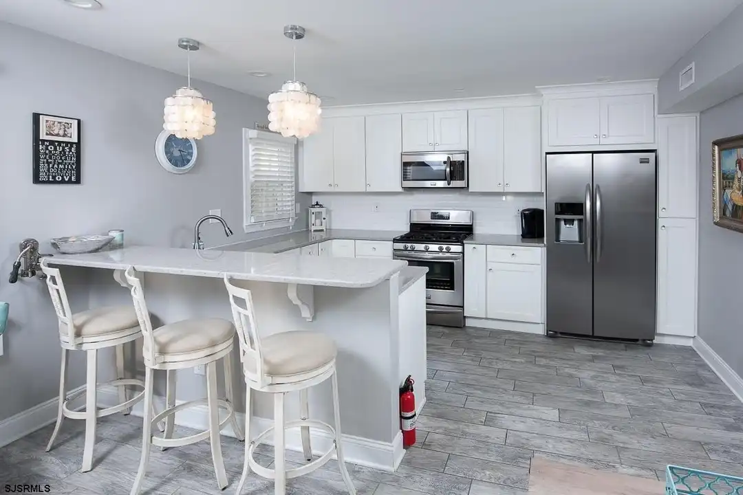 109 N Washington Ave #A - View 5
