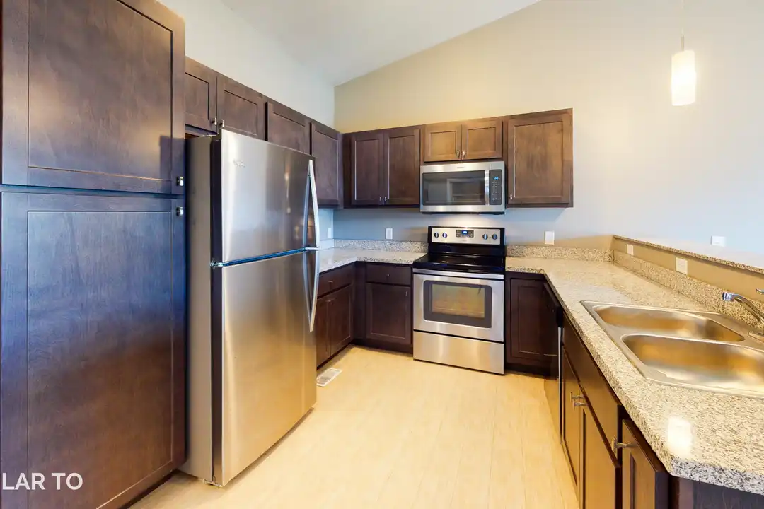 5140 S Graystone Ave unit 5120-111 - View 2