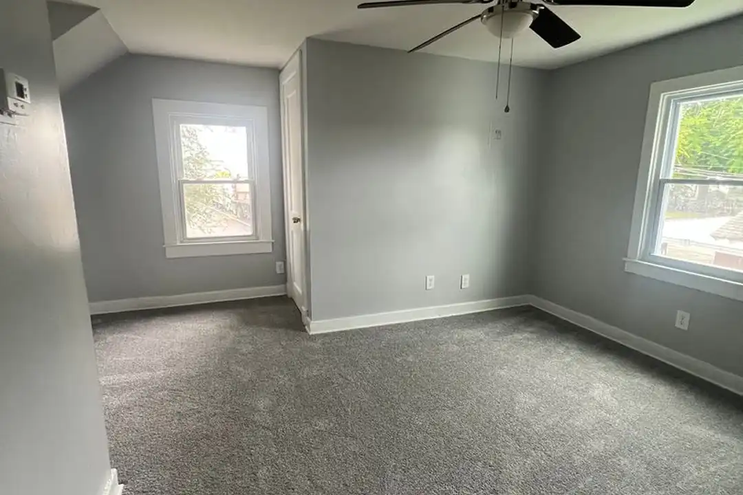 4228 Allmond Ave unit Unit 2 – photo 1