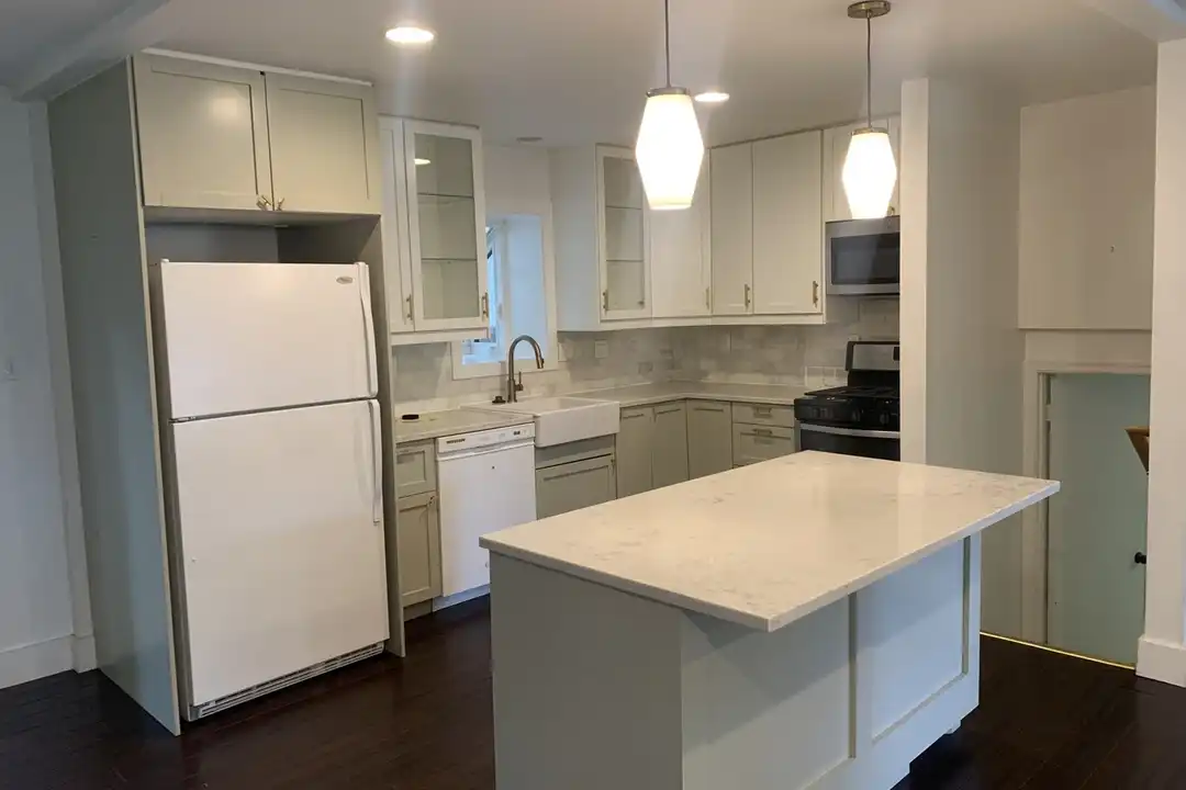 2905 Graham Rd - View 3