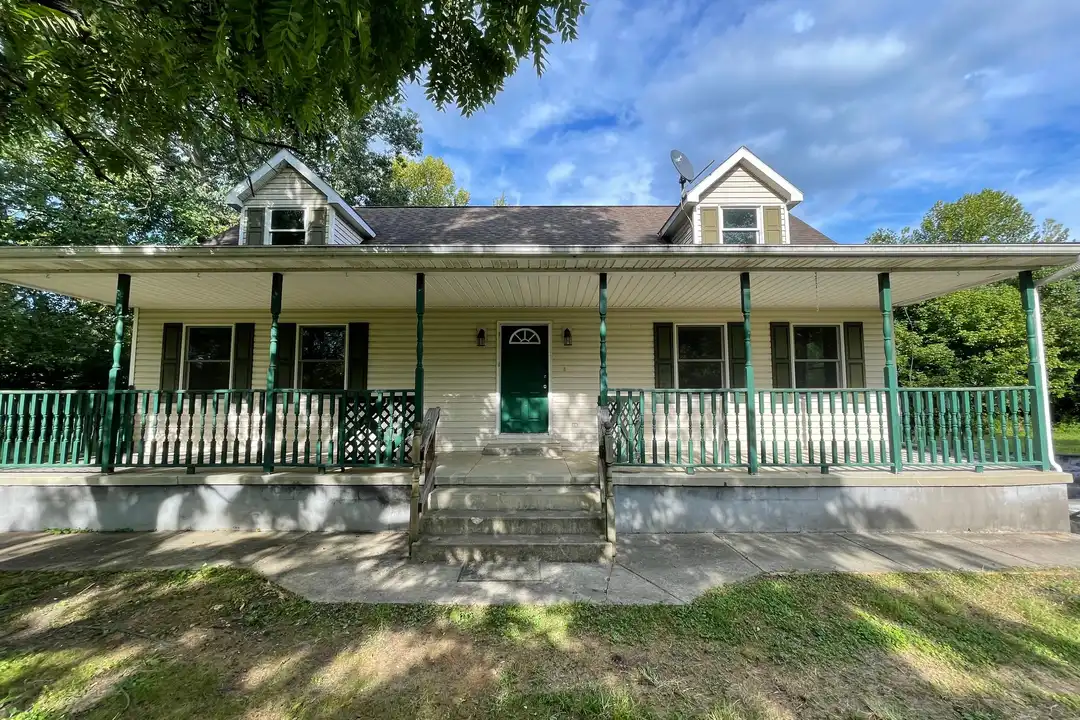227 Mill Rd – photo 1 of 15