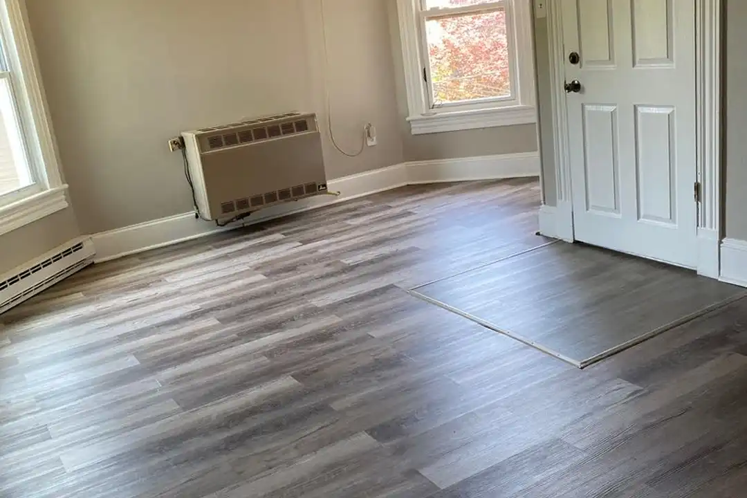1634 Capouse Ave unit 2F Front - View 6