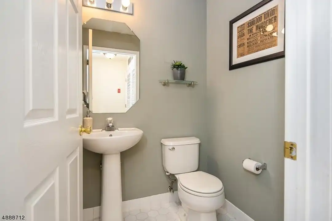 137 Riverwalk Way unit Clifton Home - View 5