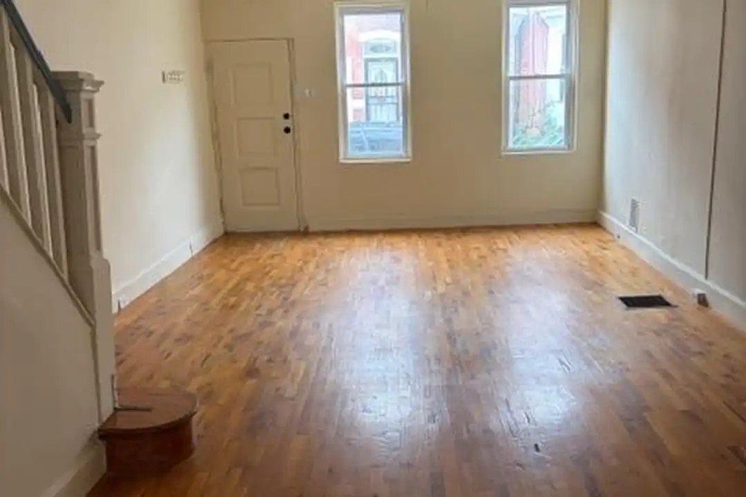 Apartment in Philadelphia - View 5