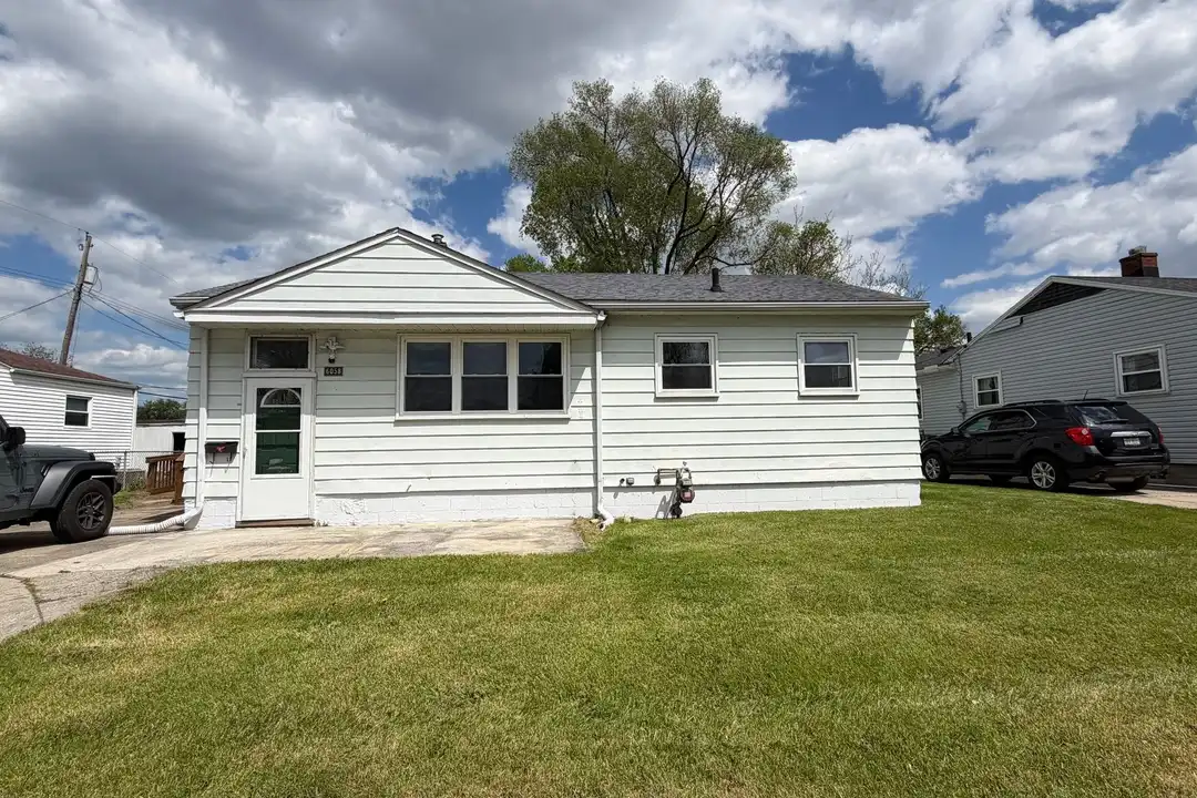 6058 322nd St – photo 1