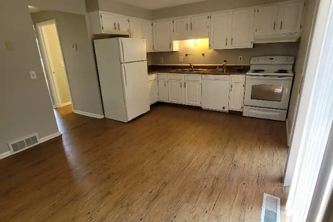 Apartments of North Canton – photo 1