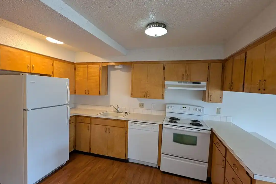605 S Grand Ave unit F - View 4