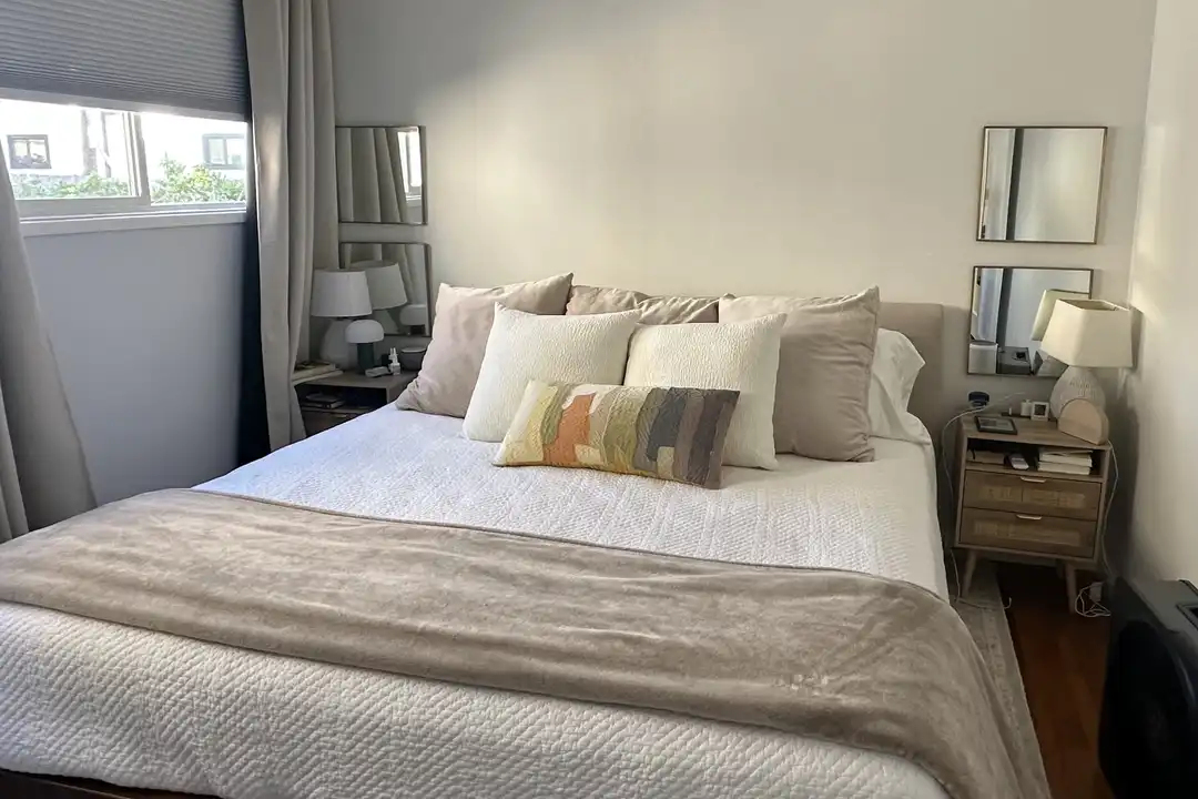 Apartment in La Jolla, Beach Barber Tract - View 5