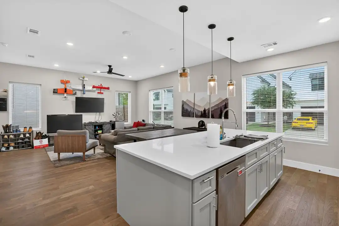 297 Estates Cir - View 6