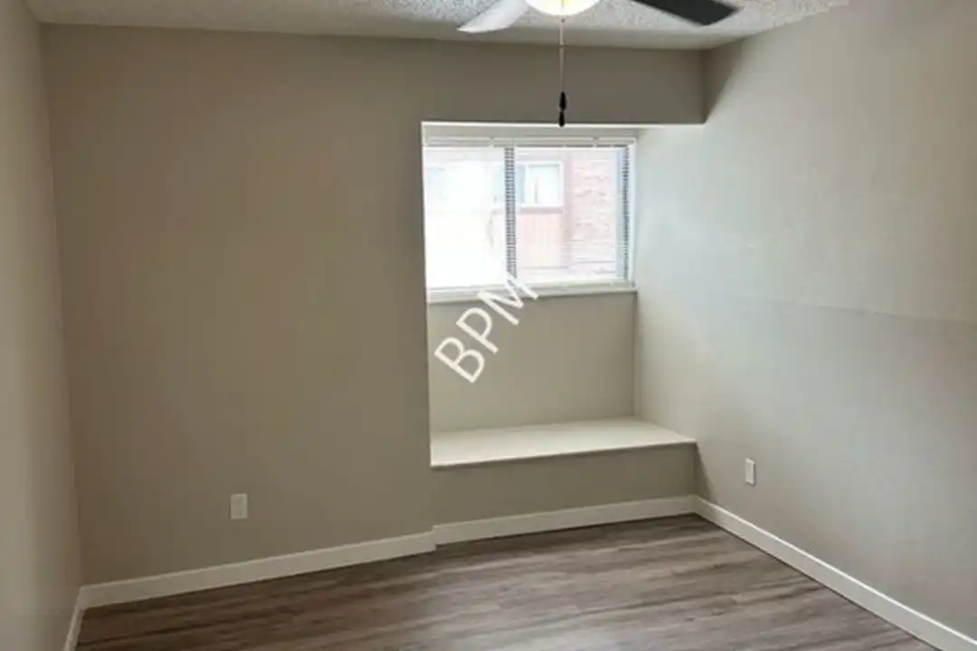 1010 Holli Springs Ln unit A - View 5