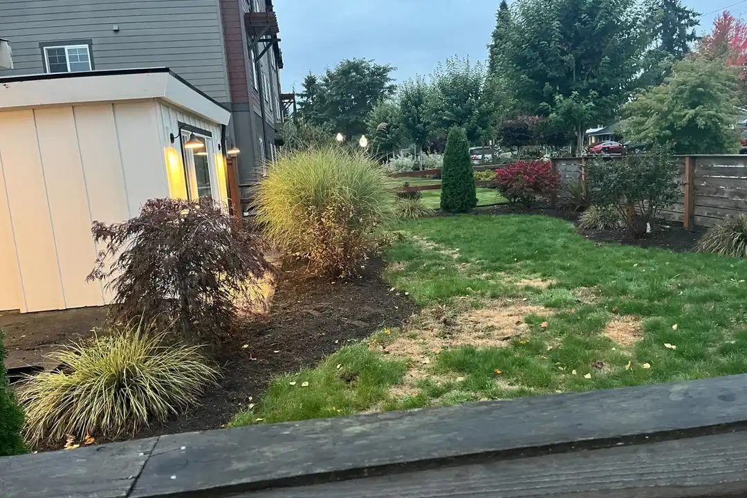 1298 Beach Ave - View 2