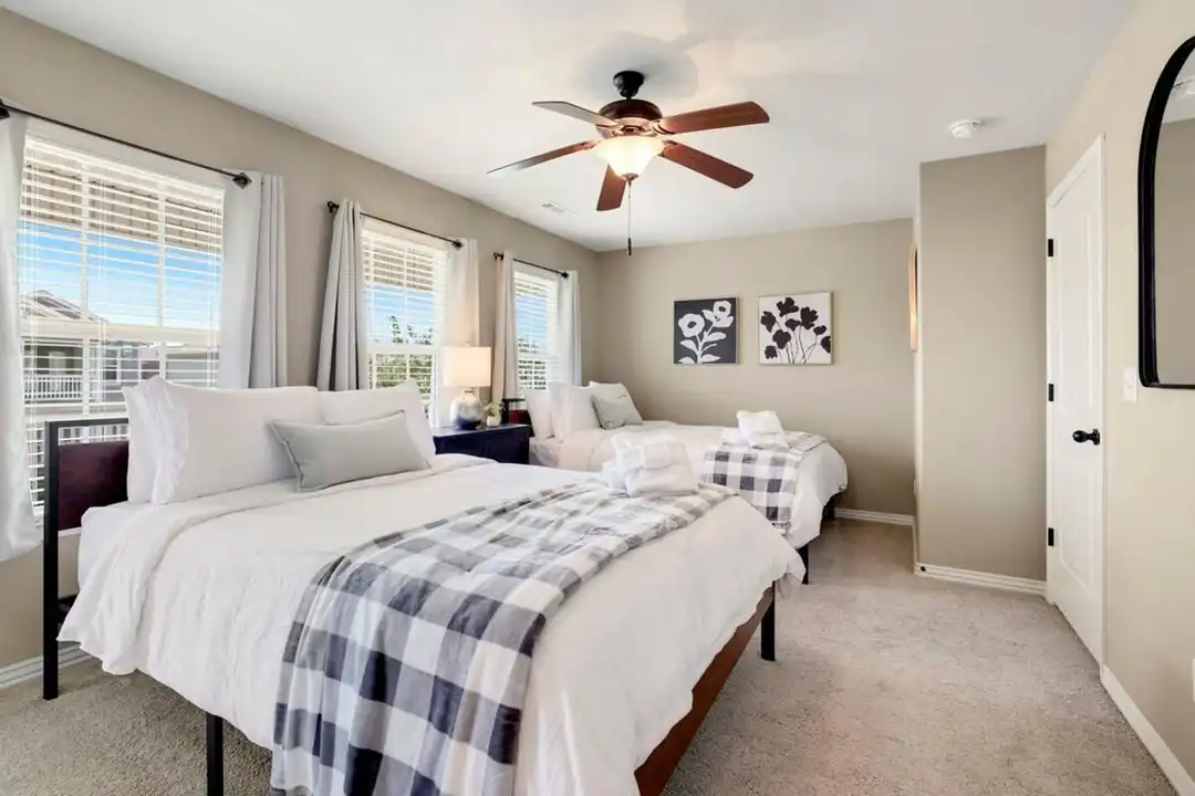 571 N Keats Dr unit 1221891P - View 6