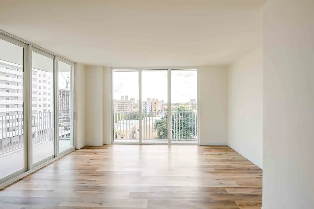 Riverview One Apartments - View 6