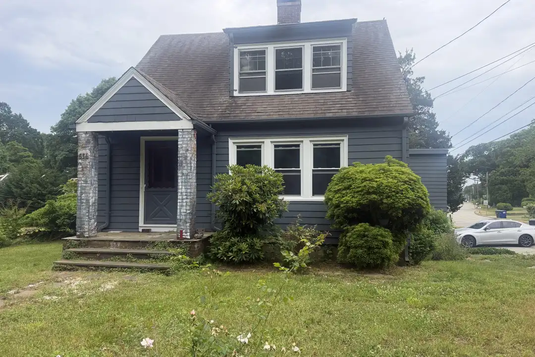 664 Noank Rd - View 4