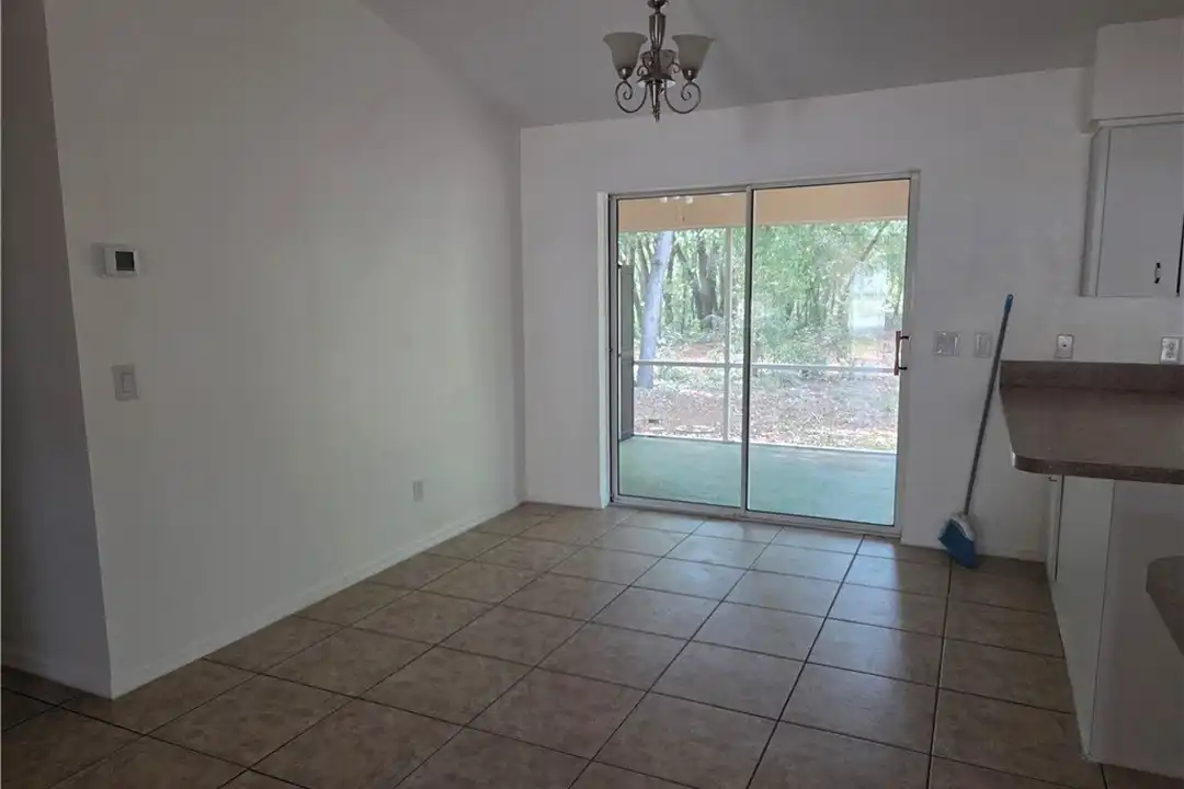 1471 E St James Loop - View 4
