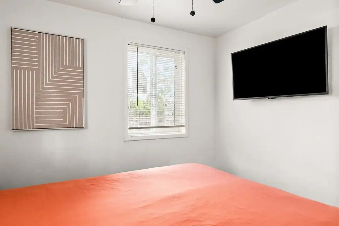 639 W Pepper Pl unit 1244337P - View 4