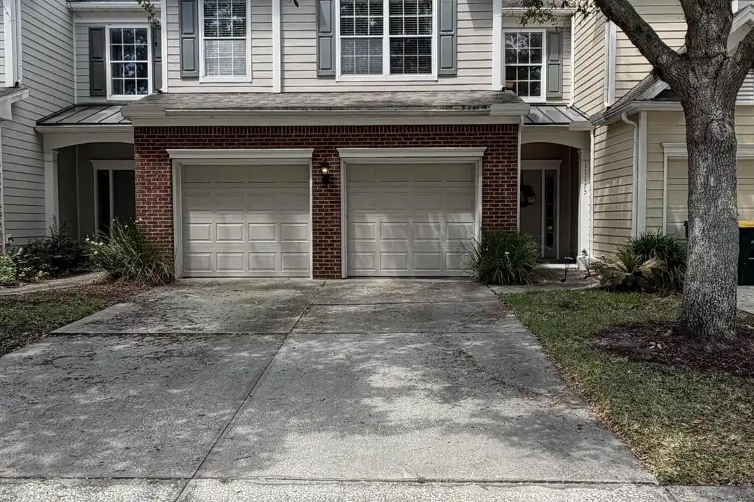 11175 Castlemain Cir W – pohled 2