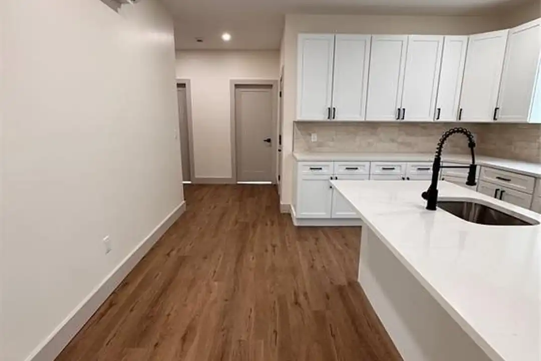 397 N 13th St #2 - View 6