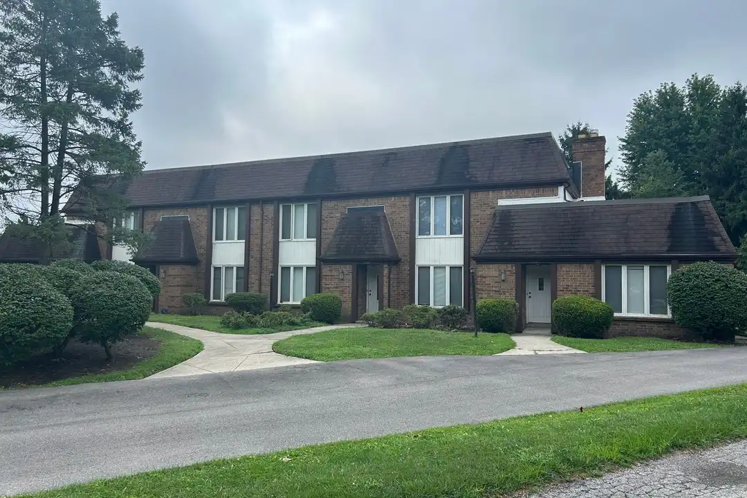 5541 Christopher Ct unit 5547 – photo 1