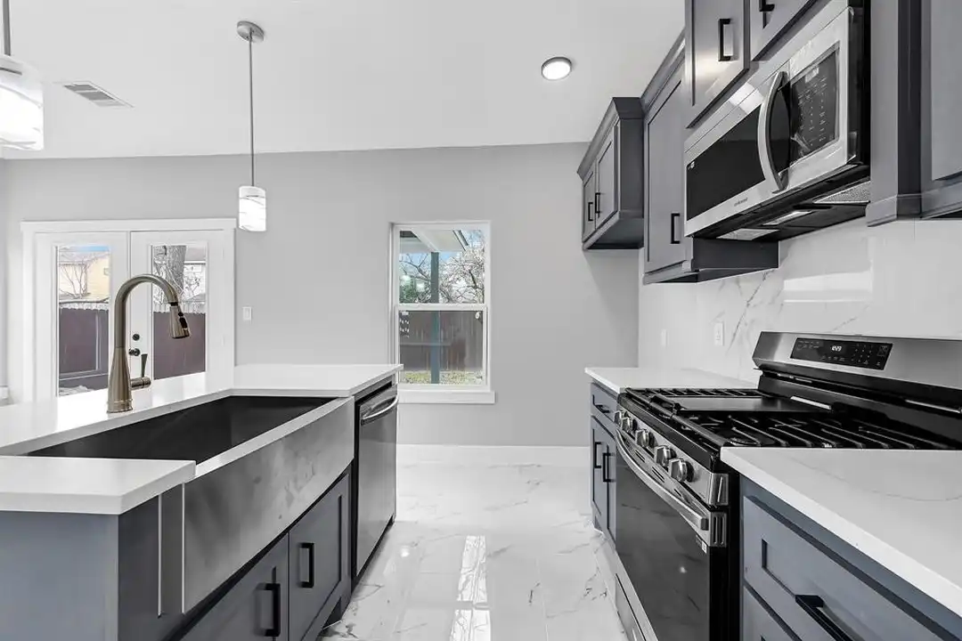 7517 Hezekiah Ln unit B - More