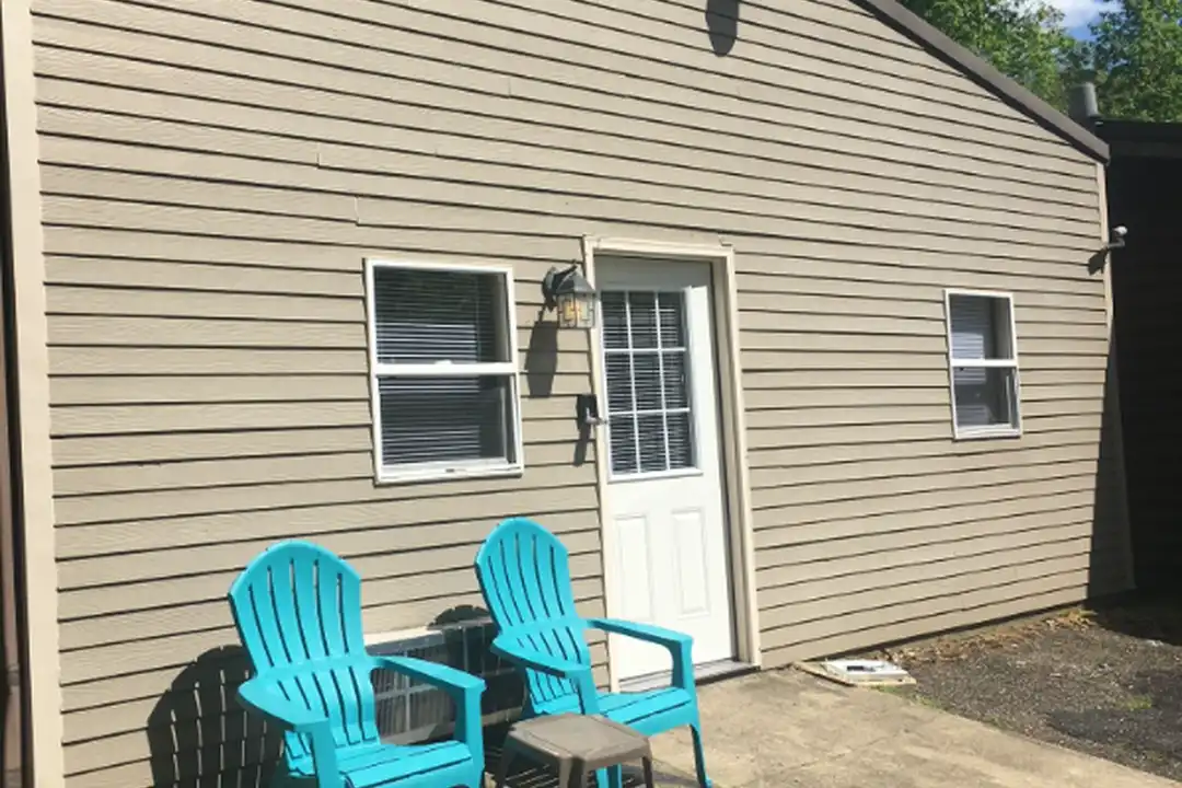 1162 Rapp-Hollow Rd unit 1 – photo 1 of 9