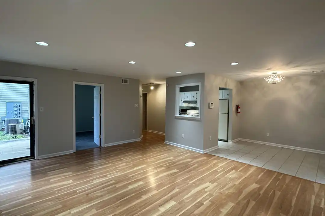143 Tanglewood Pl - View 6