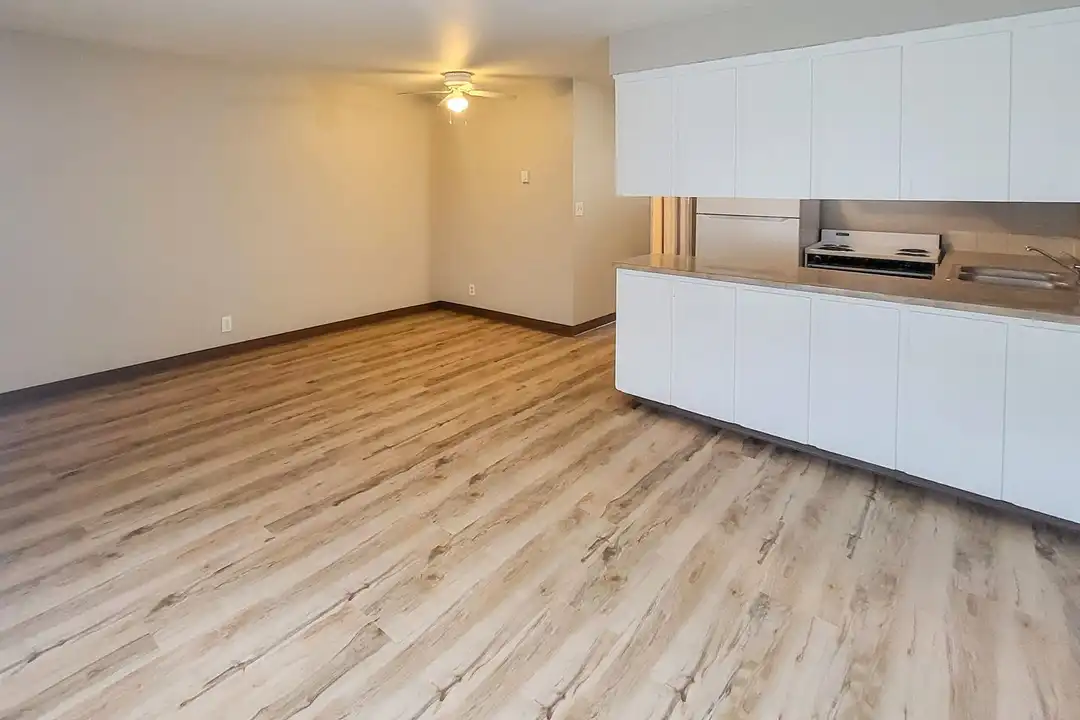 2855 Front St NE unit 2A - View 3