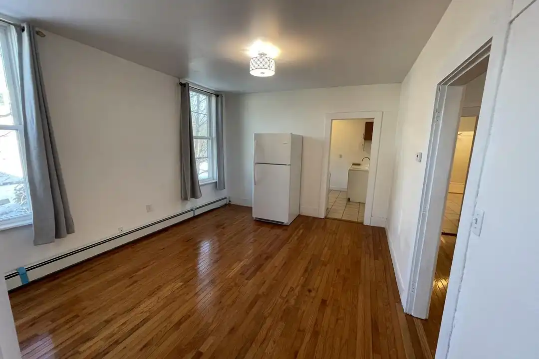 229 Wood St unit 2 - View 6