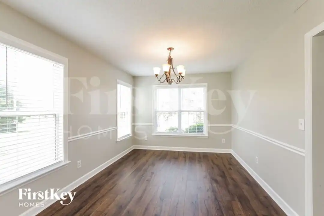 1703 Glenn Meade Dr - View 5