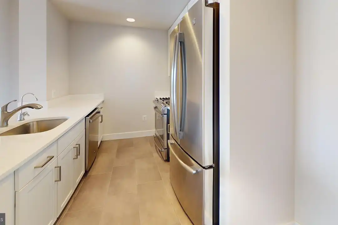 50 Florida Ave NE #823 - View 4