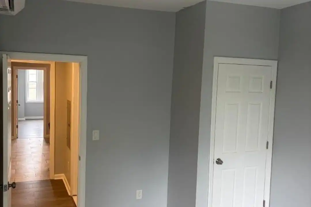 Apartment in Jersey City - View 5