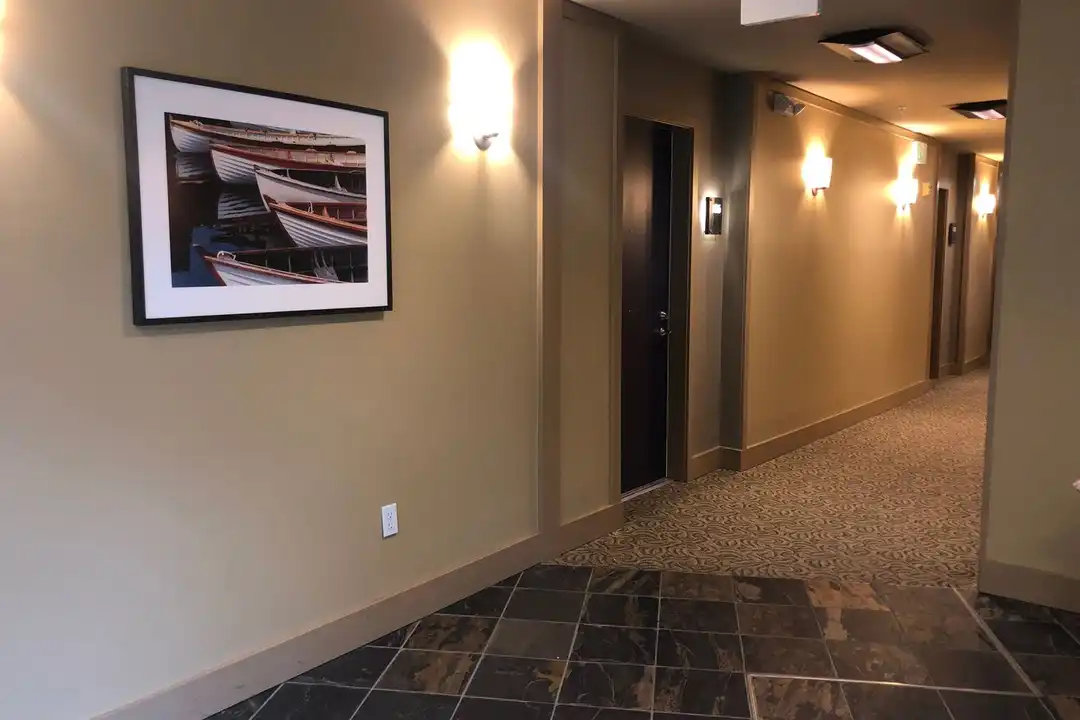 1700 N Northlake Way unit # 106 - View 2