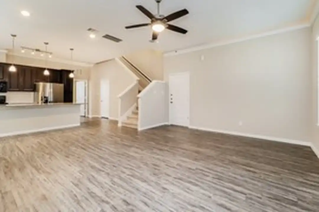 2242 Cross Colony Dr - More