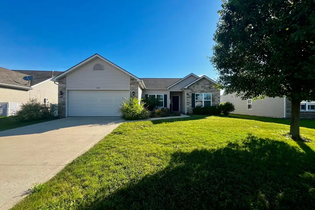 House in Roanoke - View 2