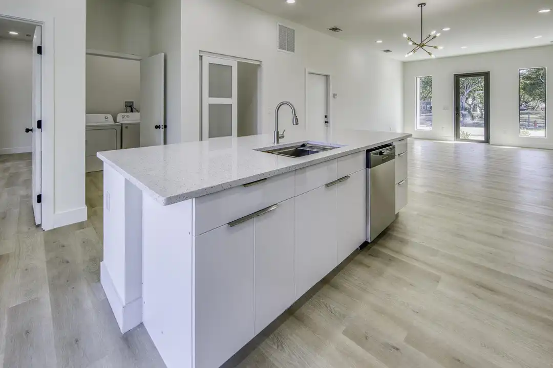 4855 Elmhurst Rd - View 6
