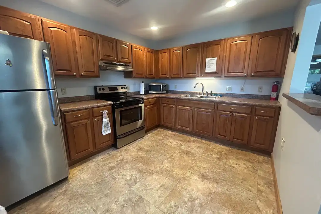 Hillcrest Senior Apartments - View 5