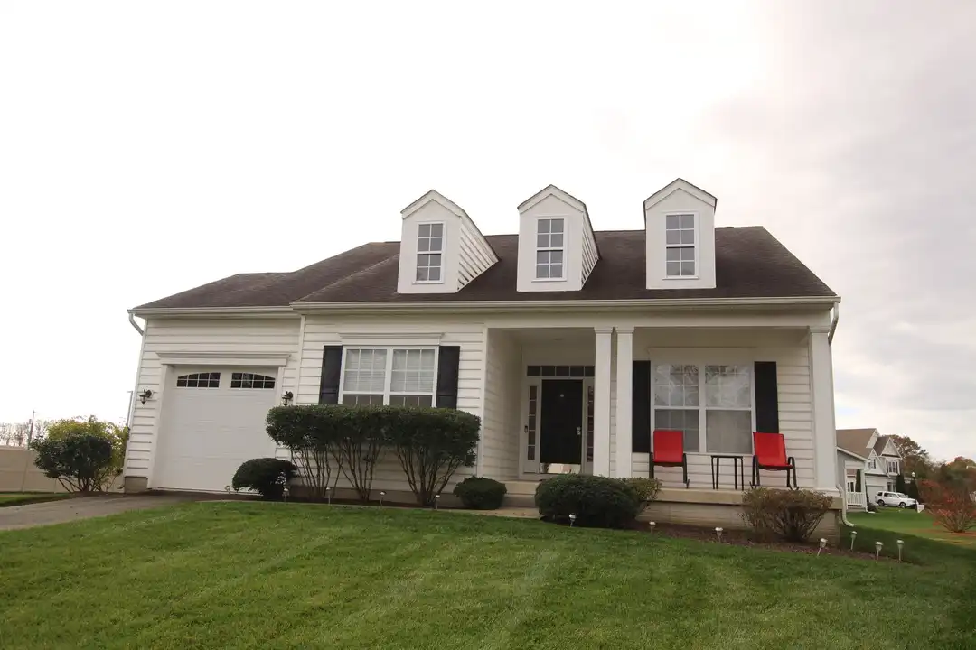 19082 Hummingbird Ln – photo 1 of 12