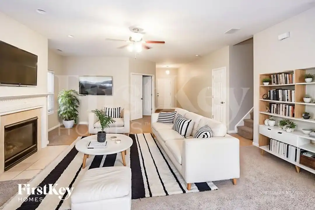 3011 Sweetspire Rd - More